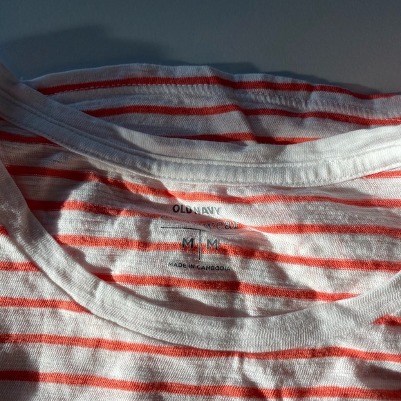 Old Navy Tee - Picture 3 of 3